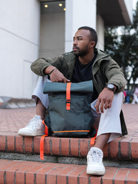 Morral universitario Active vista modelos hombre- Urbx Bags