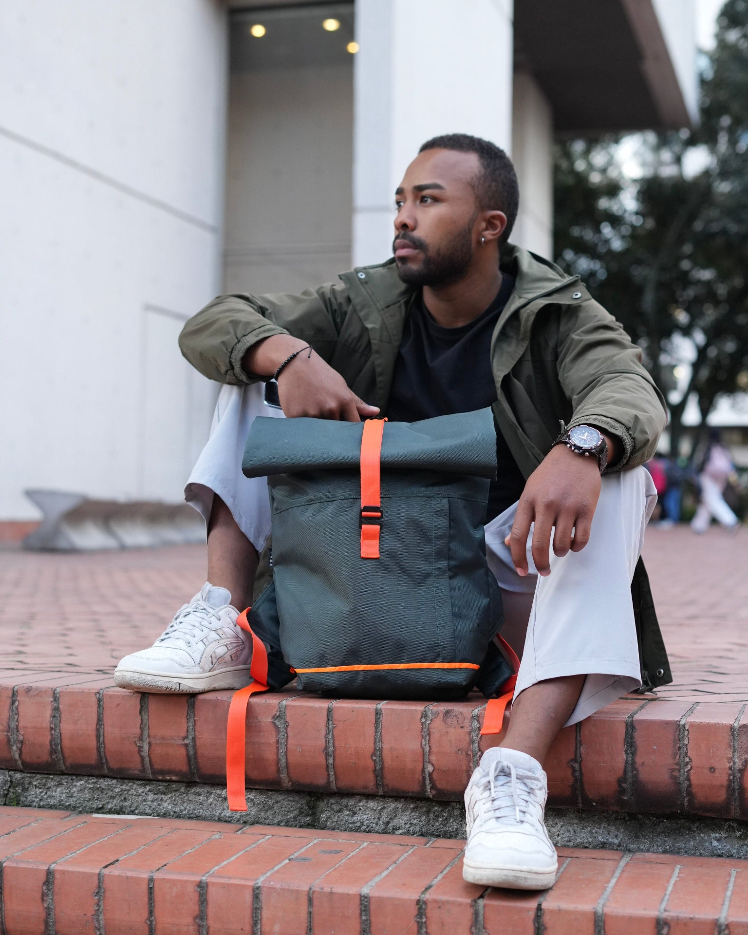 Morral universitario Active vista modelos hombre- Urbx Bags