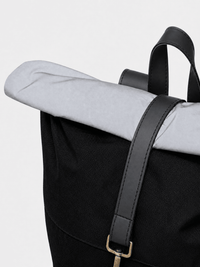 Morral de viajes Classic Negro Negro plano detalle esquina  - urbx bags